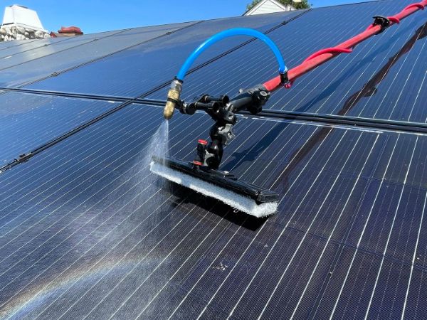 Solar Panel Cleaning Service Company Near Me in La Jolla CA